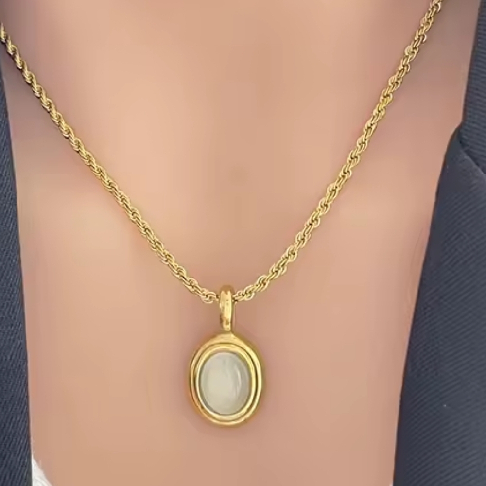 NATURAL WHITE STONE Elegant 18K GOLD PLATED
